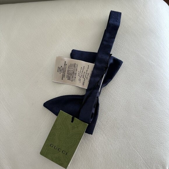 New Silk Gucci GG Jacquard Blue Bow Tie - Picture 4 of 6